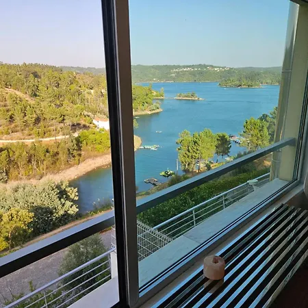 Nyaraló Lakehouse Serra